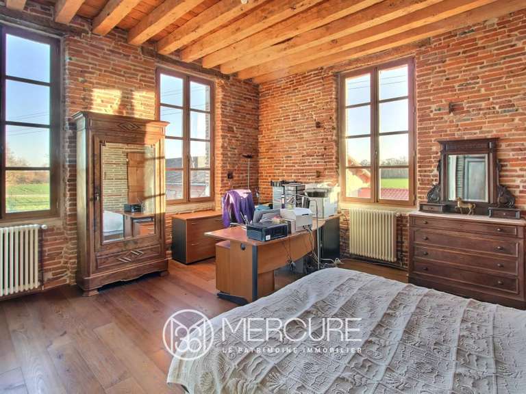 Propriété Tournefeuille - 3 chambres - 350m²