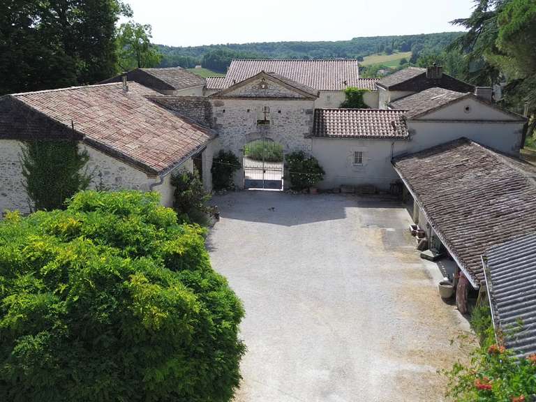 Maison Tournon-d'Agenais - 7 chambres - 470m²