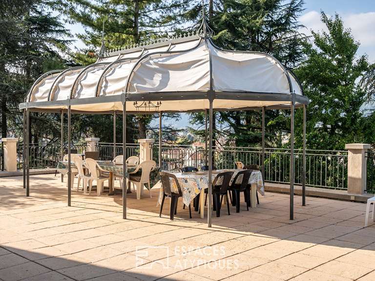 Maison Tournon-sur-Rhône - 7 chambres - 310m²