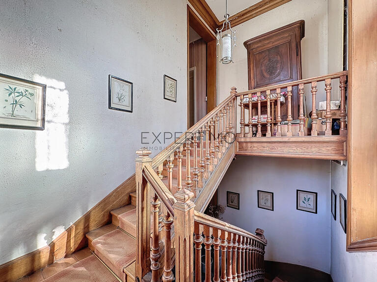 House Tournus - 6 bedrooms - 331m²
