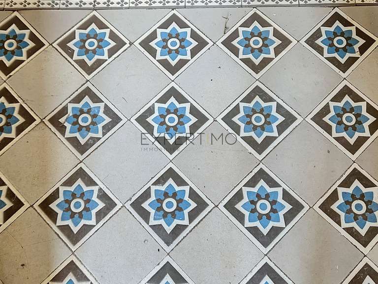 Maison Tournus - 6 chambres - 331m²