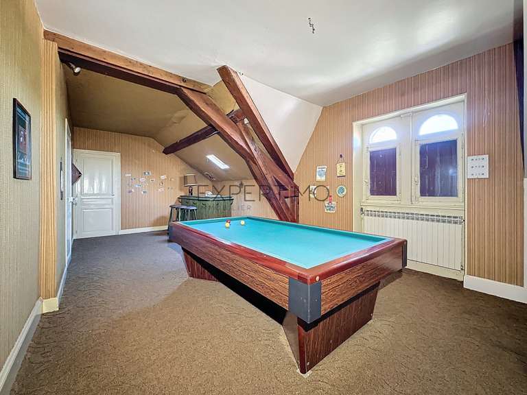 Maison Tournus - 6 chambres - 331m²