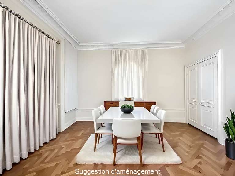 House Tournus - 6 bedrooms - 331m²