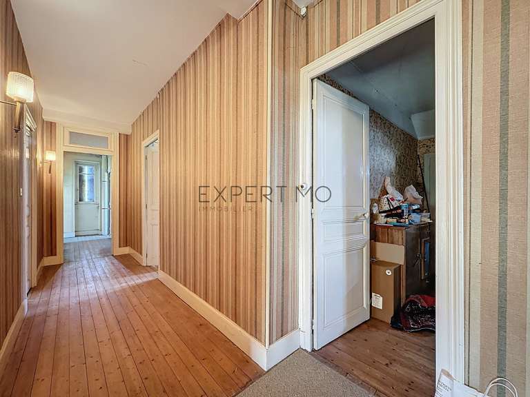 Maison Tournus - 6 chambres - 331m²