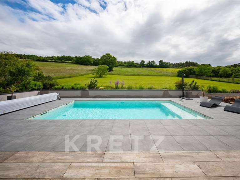 Maison Tournus - 4 chambres - 169m²