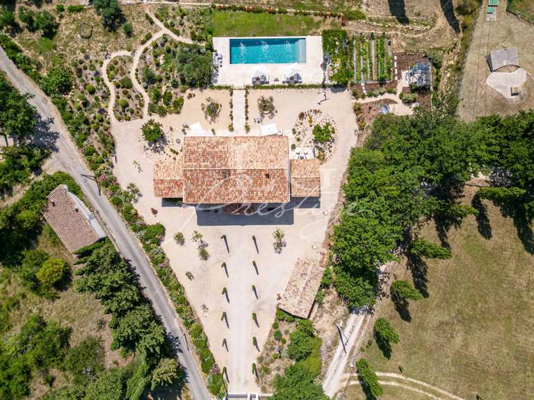 House Tourrettes - 5 bedrooms - 396m²