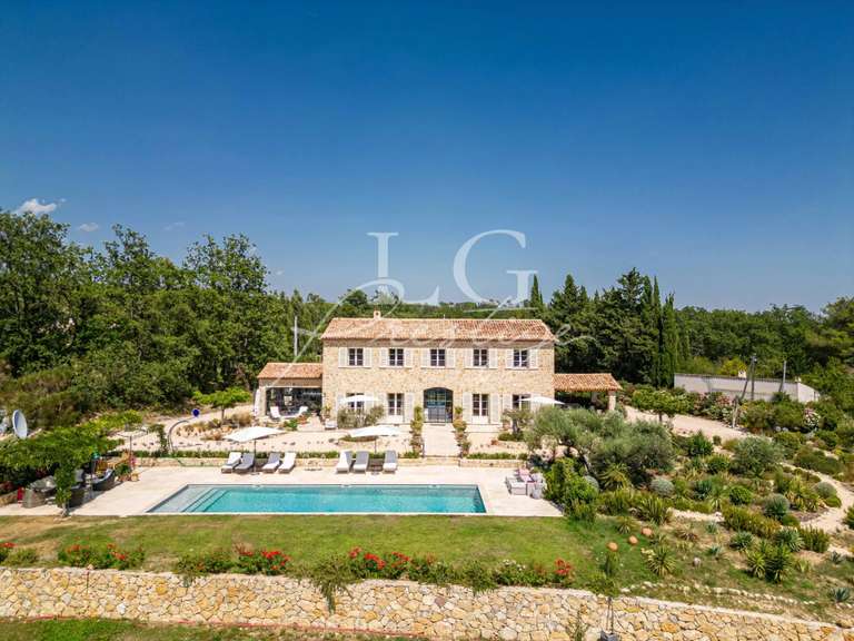 House Tourrettes - 5 bedrooms - 396m²