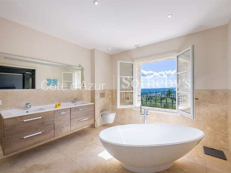 Maison Tourrettes - 5 chambres - 327m²