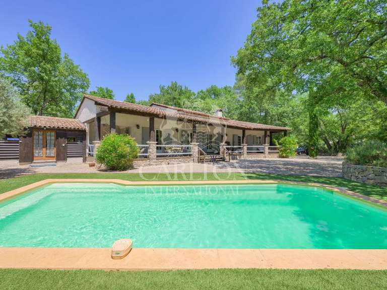 Maison Tourrettes - 5 chambres - 182m²