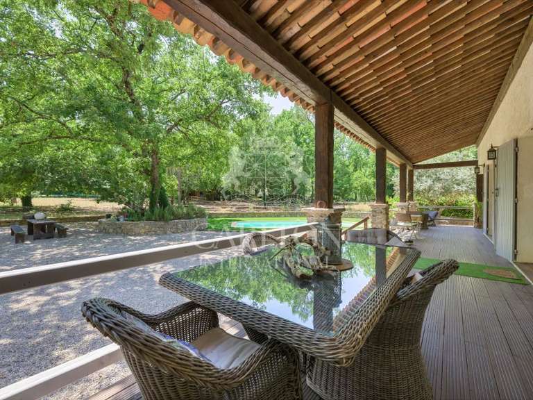 Maison Tourrettes - 5 chambres - 182m²