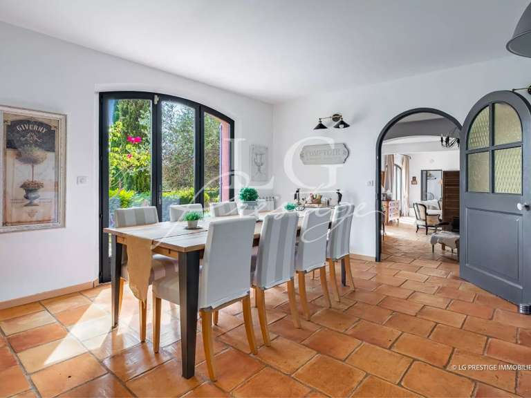 Maison Tourrettes - 200m²