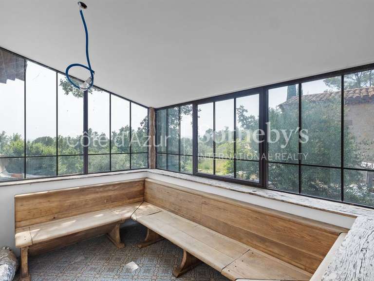 Maison Tourrettes - 4 chambres - 315m²