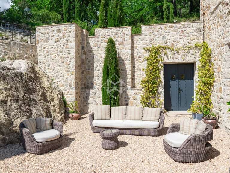 Maison Tourrettes - 5 chambres - 345m²