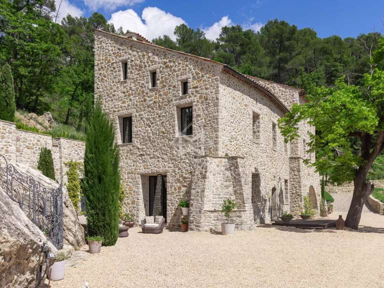 Maison Tourrettes - 5 chambres - 345m²