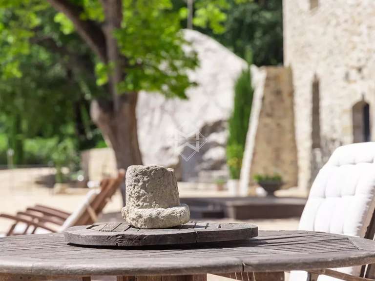 Maison Tourrettes - 5 chambres - 345m²