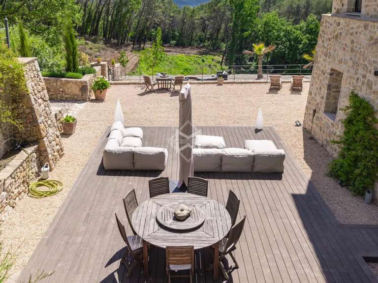 Maison Tourrettes - 5 chambres - 345m²