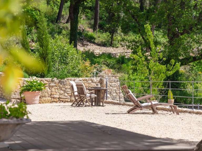 Maison Tourrettes - 5 chambres - 345m²