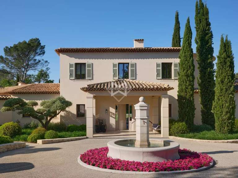 Maison Tourrettes - 7 chambres - 500m²