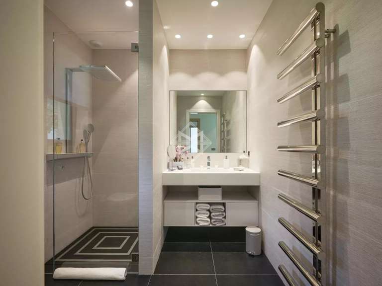 Maison Tourrettes - 7 chambres - 500m²