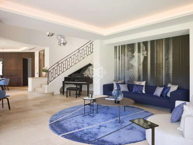 Maison Tourrettes - 7 chambres - 500m²