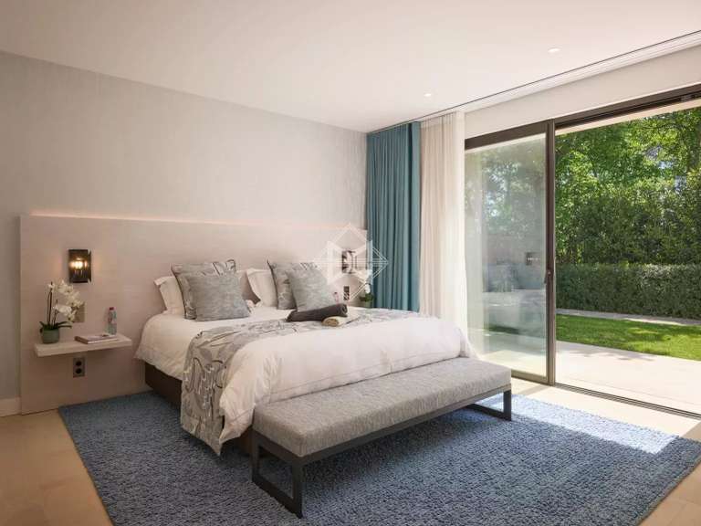 Maison Tourrettes - 7 chambres - 500m²