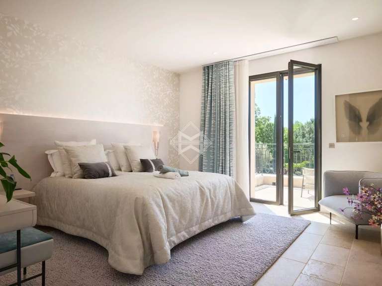 Maison Tourrettes - 7 chambres - 500m²