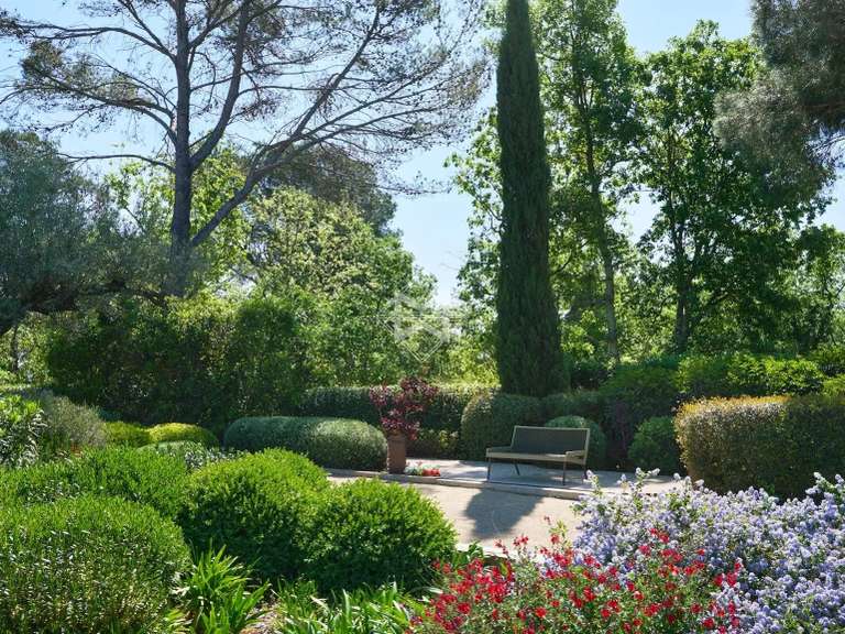 Maison Tourrettes - 7 chambres - 500m²