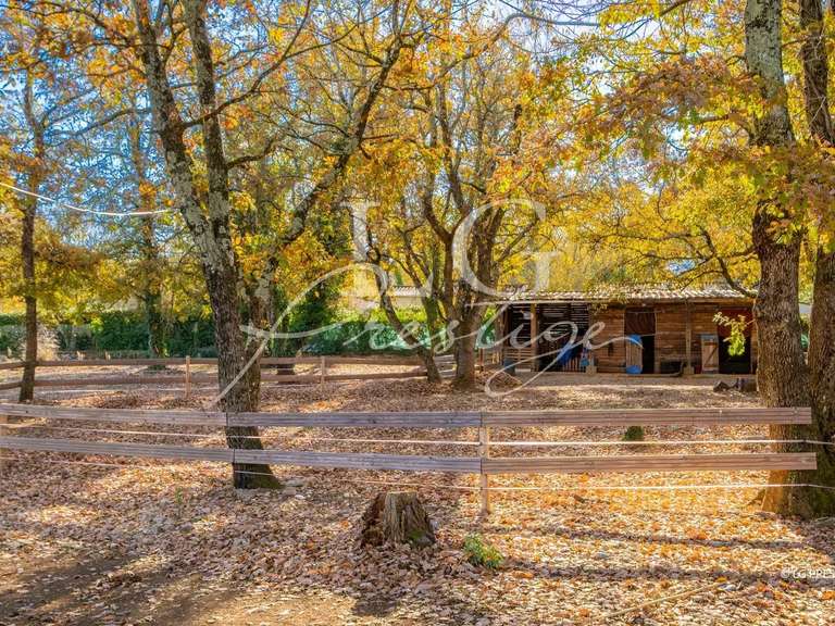 Maison Tourrettes - 173m²