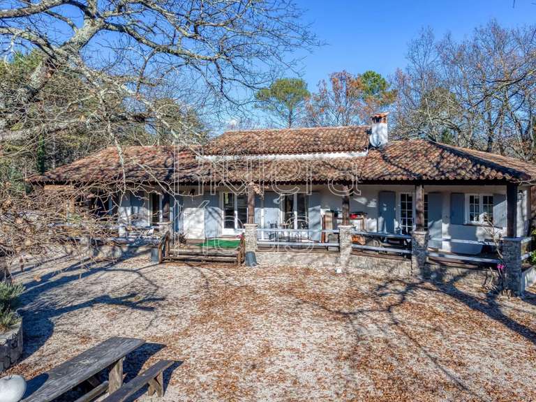 Maison Tourrettes - 173m²