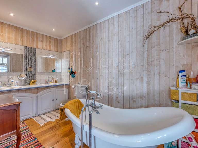 Maison Tourrettes - 173m²