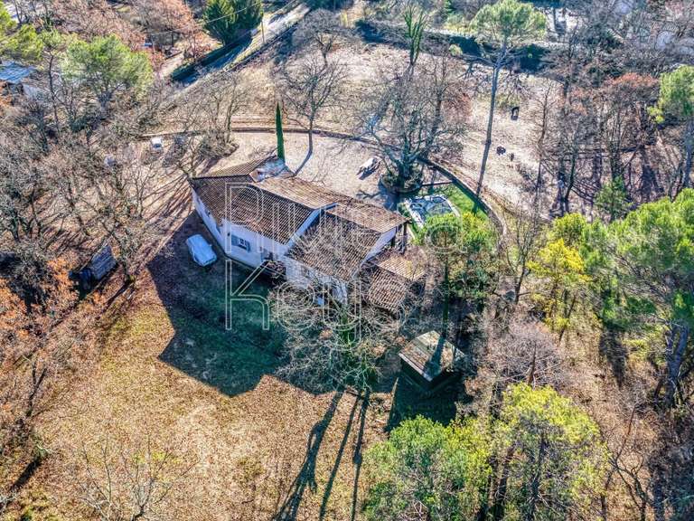 Maison Tourrettes - 5 chambres - 173m²