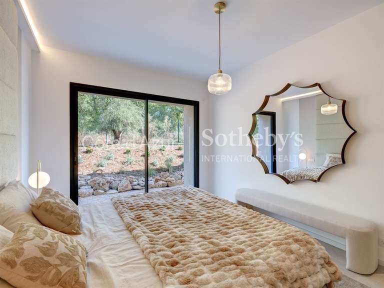 Maison Tourrettes - 4 chambres - 240m²