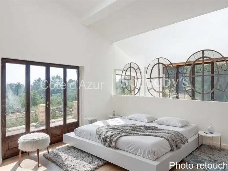 Maison Tourrettes - 4 chambres - 315m²