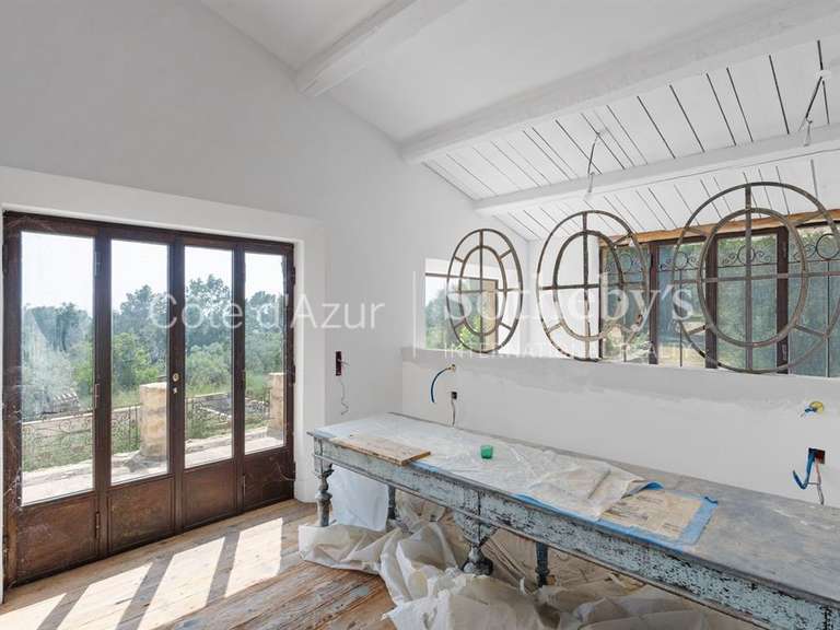 Maison Tourrettes - 4 chambres - 315m²