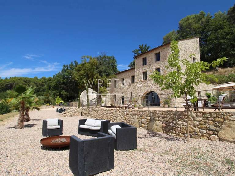 Maison Tourrettes - 5 chambres - 345m²