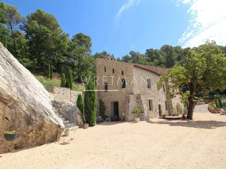 Maison Tourrettes - 5 chambres - 345m²