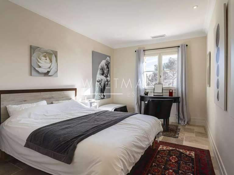 Maison Tourrettes - 5 chambres - 430m²