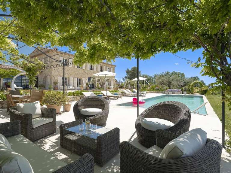 Maison Tourrettes - 5 chambres - 430m²