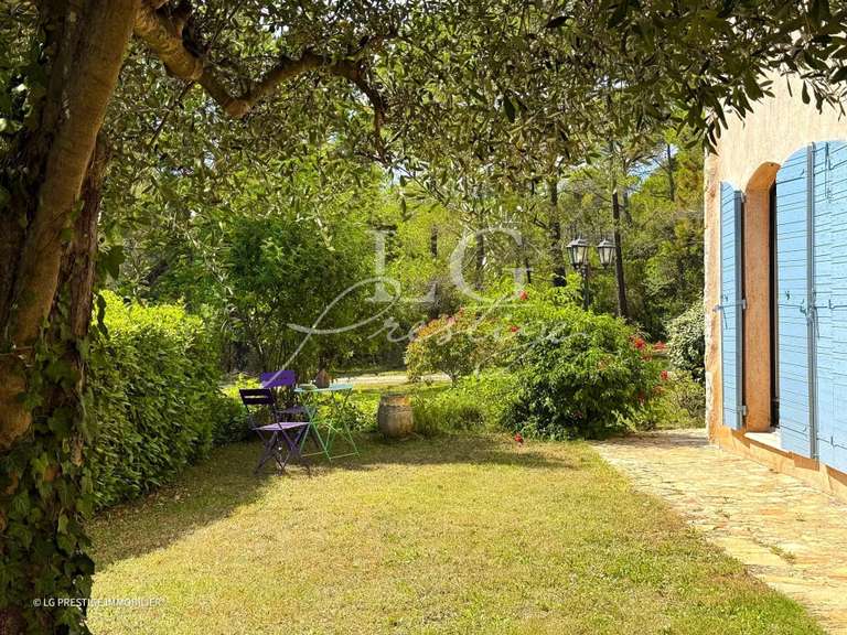 House Tourrettes - 5 bedrooms - 200m²