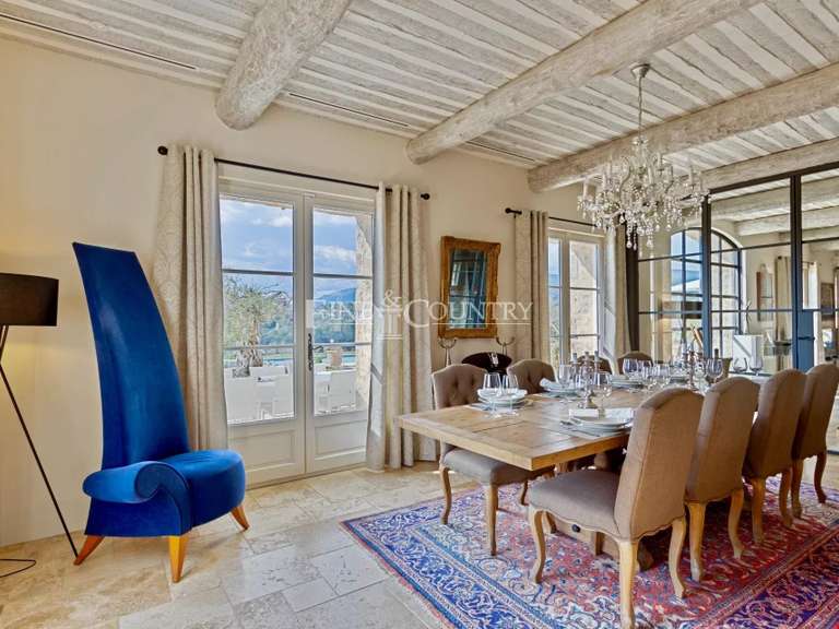 Maison Tourrettes - 5 chambres - 328m²