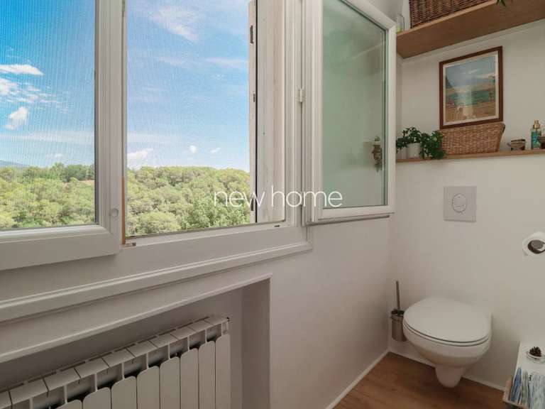 Maison Tourrettes - 3 chambres - 180m²