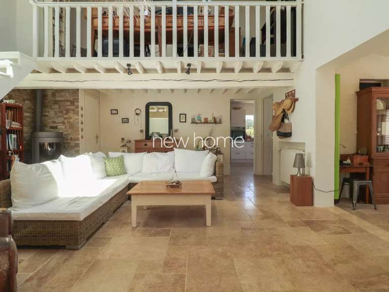 Maison Tourrettes - 3 chambres - 180m²