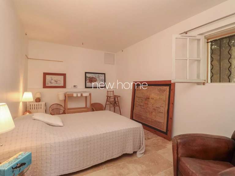 Maison Tourrettes - 3 chambres - 180m²