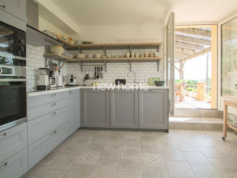 House Tourrettes - 3 bedrooms - 130m²