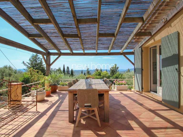 Maison Tourrettes - 3 chambres - 130m²