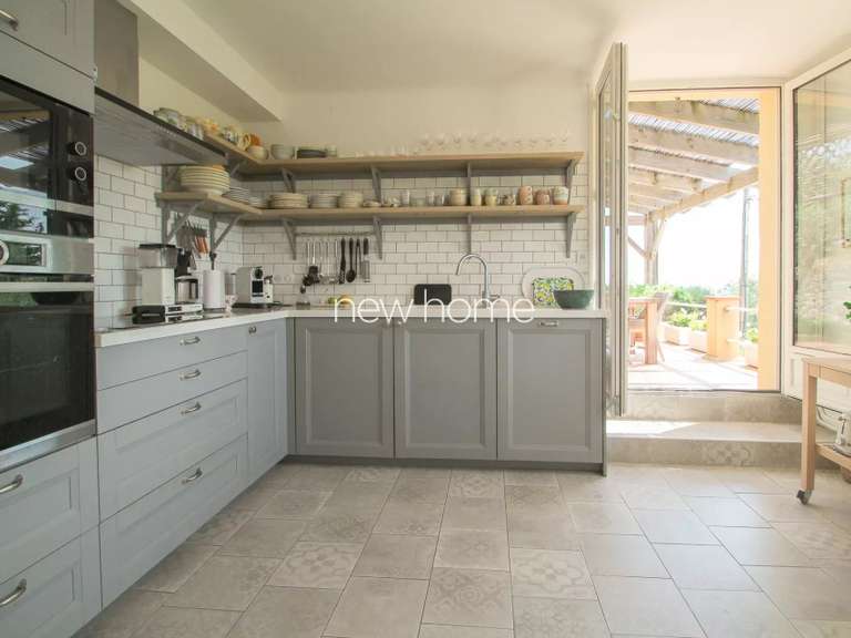 Maison Tourrettes - 3 chambres - 130m²