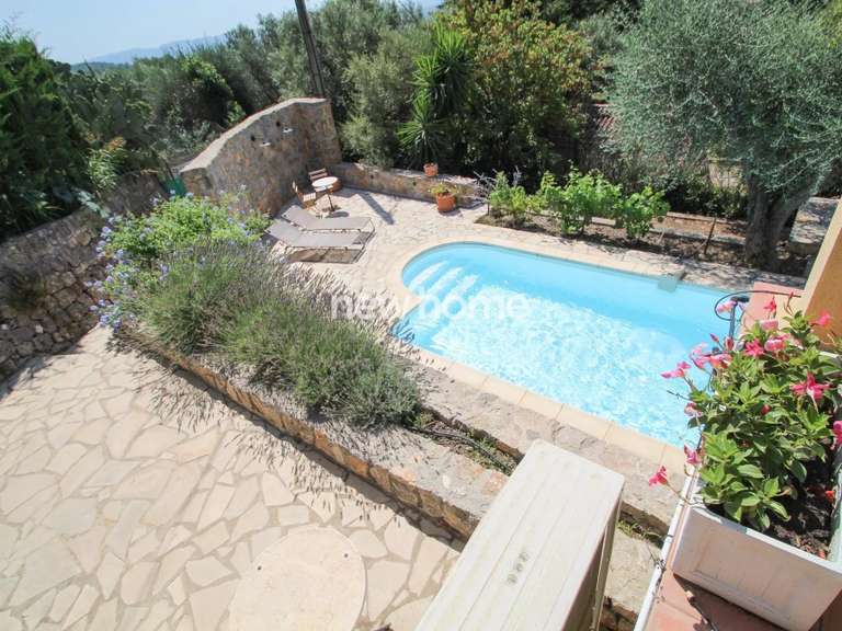 House Tourrettes - 3 bedrooms - 130m²