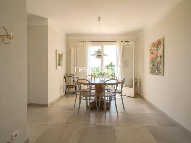 Maison Tourrettes - 3 chambres - 130m²