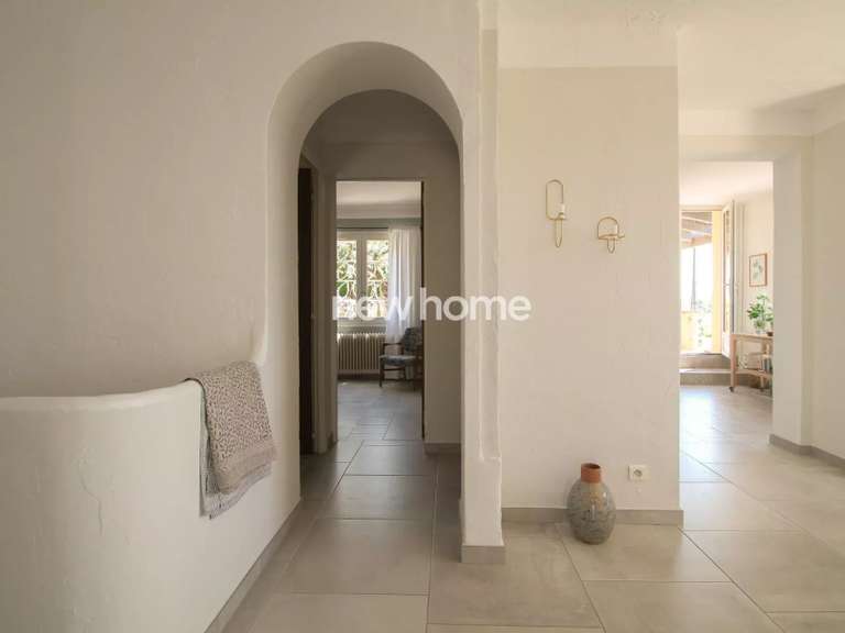House Tourrettes - 3 bedrooms - 130m²