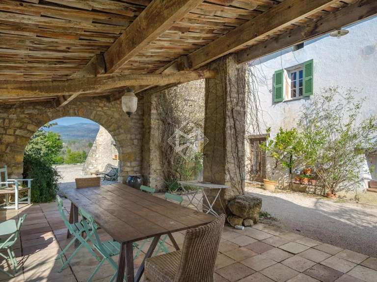 Maison Tourrettes - 4 chambres - 372m²